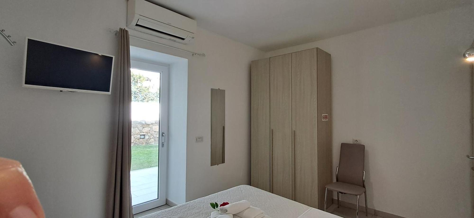 Al Mare Da Francesca Hotel Olbia Exterior photo